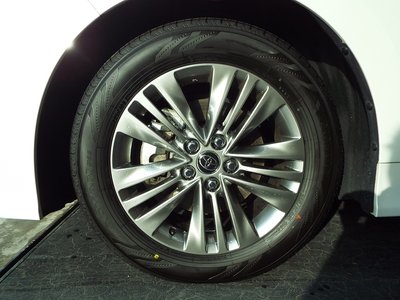 TOYOTA ALPHARD - 10