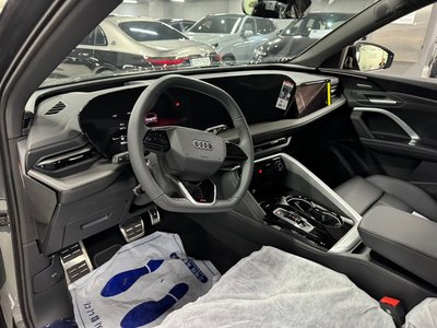 صورة 8 لـ 2025 AUDI Q5