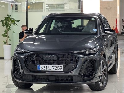 صورة 1 لـ 2025 AUDI Q5