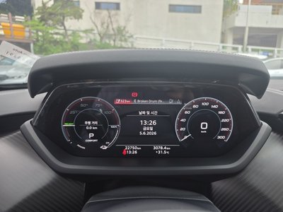 صورة 8 لـ 2023 AUDI E-TRON GT