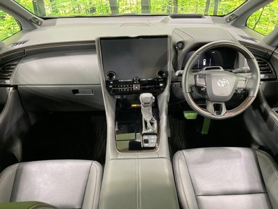 2025 TOYOTA ALPHARD photo 2