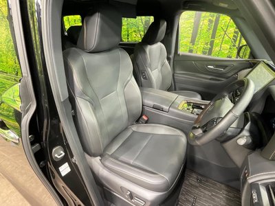 2025 TOYOTA ALPHARD photo 8