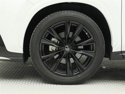 صورة مصغرة 31 لـ 2022 Lexus NX