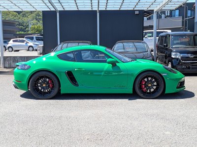 صورة 16 لـ 2022 Porsche 718