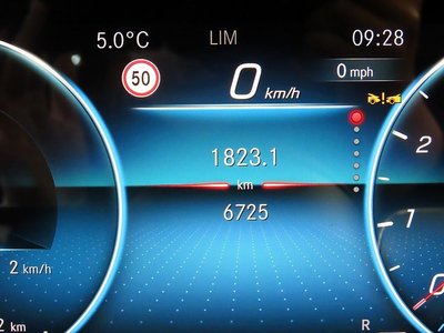 MERCEDES-BENZ CLS - 9