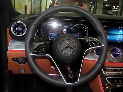 MERCEDES-BENZ CLS - 8