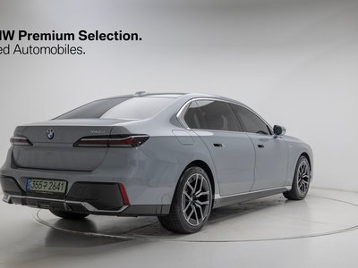 BMW 7 SERIES - 4