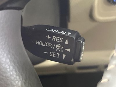 TOYOTA LAND CRUISER PRADO - 8