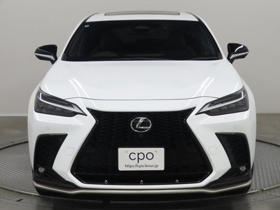 صورة 3 لـ 2022 Lexus NX