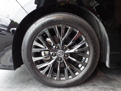 TOYOTA VELLFIRE - 10