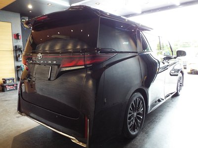 TOYOTA VELLFIRE - 5