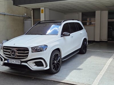 MERCEDES-BENZ GLS - 4