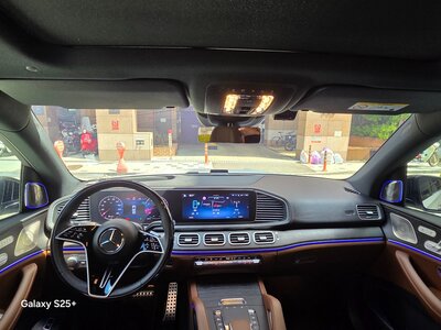 MERCEDES-BENZ GLS - 9