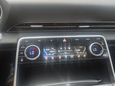 2023 Genesis GV80 — миниатюра 18