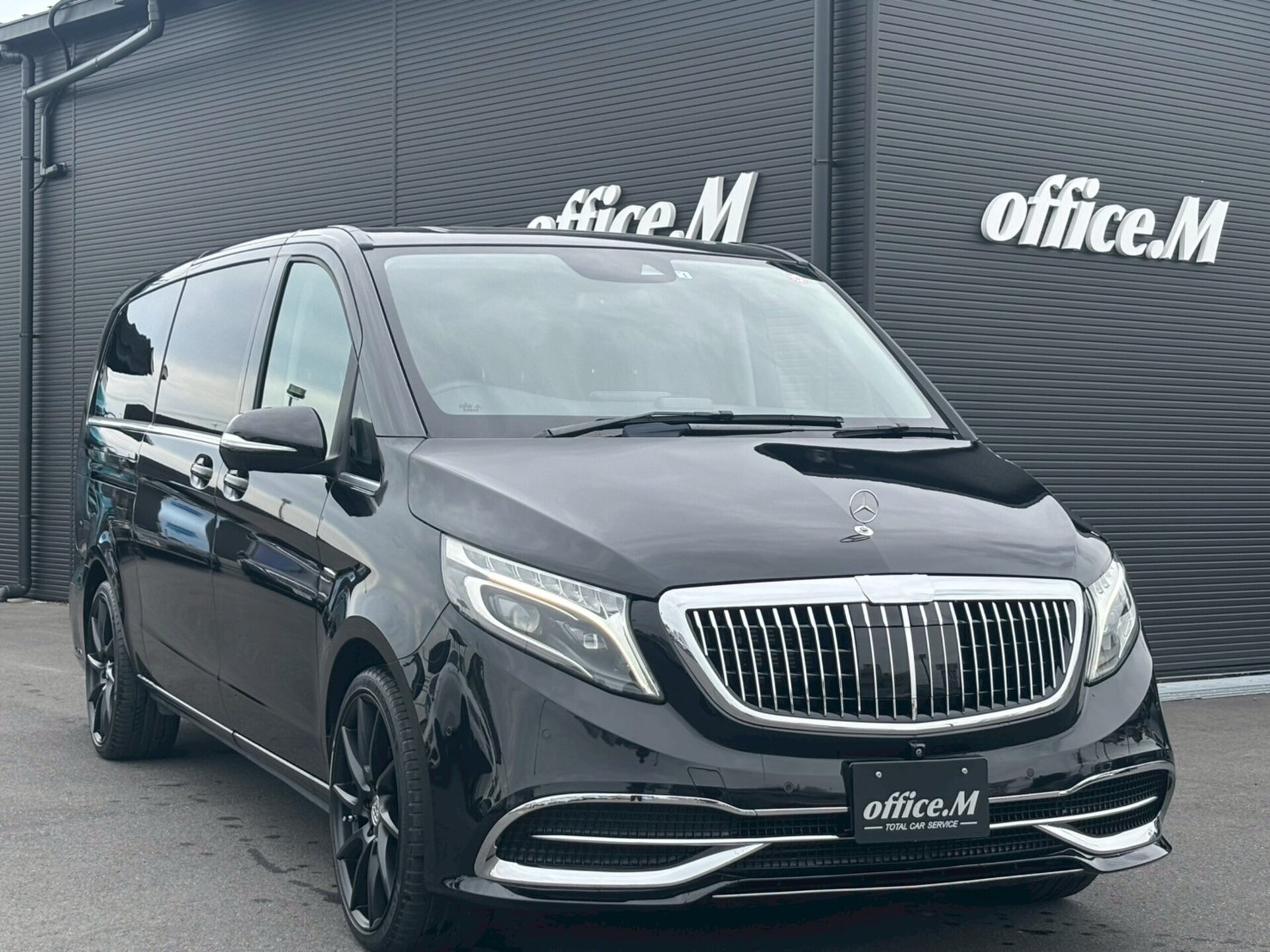 MERCEDES-BENZ V-CLASS - View 1