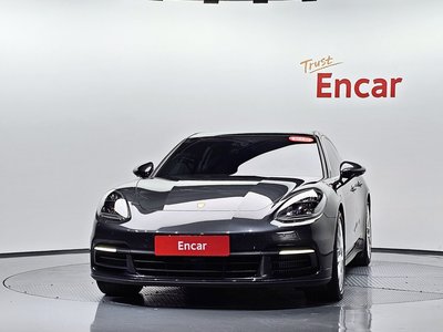 صورة 3 لـ 2018 Porsche PANAMERA