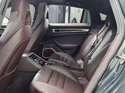 صورة مصغرة 18 لـ 2018 Porsche PANAMERA