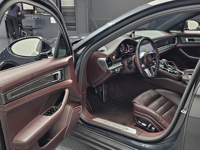 صورة مصغرة 13 لـ 2018 Porsche PANAMERA