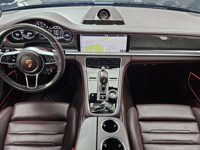 صورة 5 لـ 2018 Porsche PANAMERA