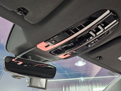 صورة مصغرة 31 لـ 2018 Porsche PANAMERA