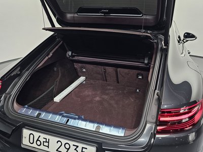 صورة مصغرة 34 لـ 2018 Porsche PANAMERA