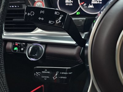 صورة مصغرة 25 لـ 2018 Porsche PANAMERA