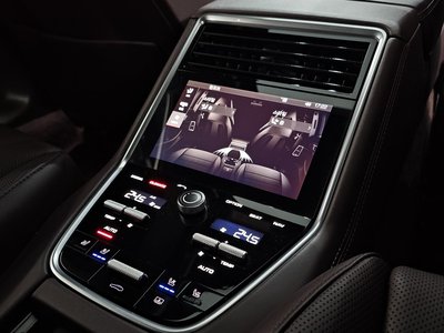 صورة مصغرة 29 لـ 2018 Porsche PANAMERA
