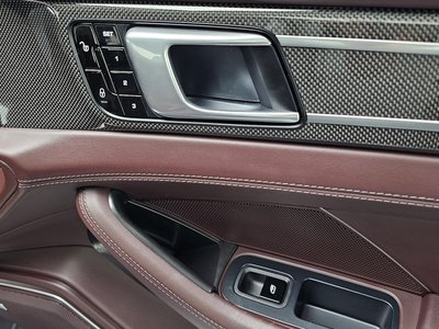 صورة مصغرة 30 لـ 2018 Porsche PANAMERA