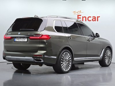 2022 BMW X7 照片 3