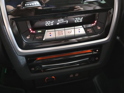 2022 BMW X7 缩略图 28