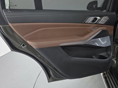 2022 BMW X7 缩略图 15