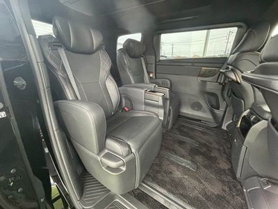 صورة مصغرة 12 لـ 2023 Toyota VELLFIRE