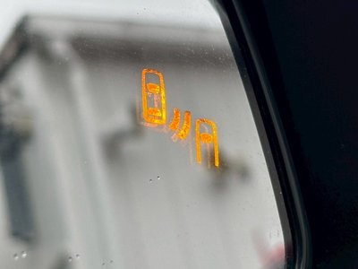 صورة مصغرة 47 لـ 2023 Toyota VELLFIRE