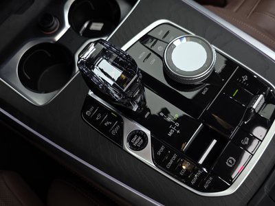 2021 BMW X7 thumbnail 12