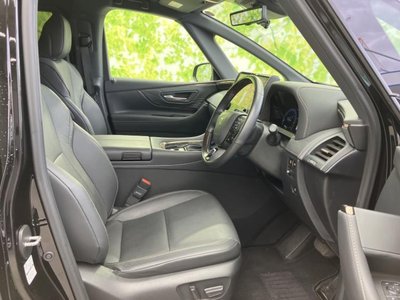 TOYOTA ALPHARD - 4