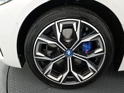 BMW I4 - 6