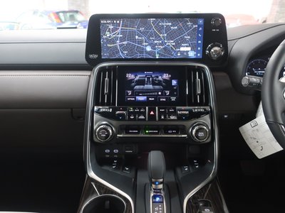 صورة مصغرة 14 لـ 2025 Lexus LX