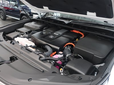 صورة مصغرة 15 لـ 2025 Lexus LX