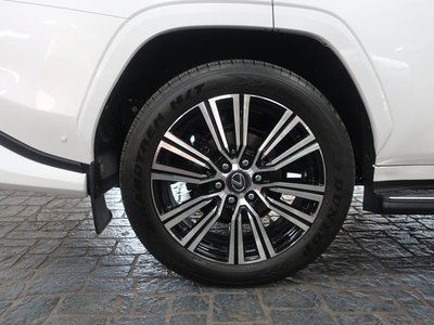 صورة مصغرة 18 لـ 2025 Lexus LX