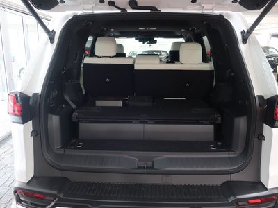 صورة مصغرة 16 لـ 2025 Lexus LX