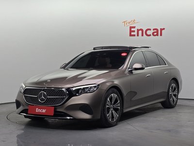 MERCEDES-BENZ E-CLASS - 1