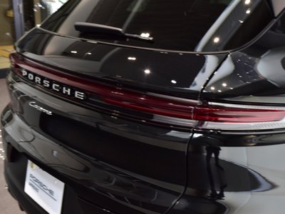 PORSCHE CAYENNE - 10