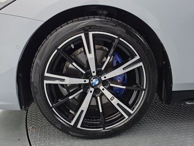 2025 BMW 5 SERIES 照片 6