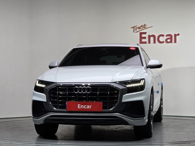 AUDI Q8 - 2