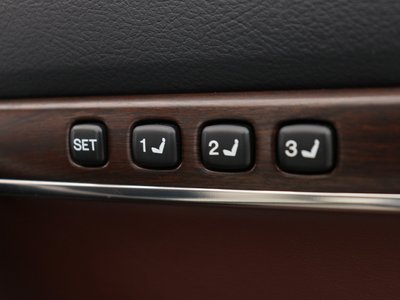 صورة مصغرة 76 لـ 2020 Toyota LAND CRUISER 200