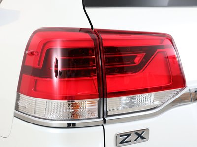 صورة مصغرة 38 لـ 2020 Toyota LAND CRUISER 200