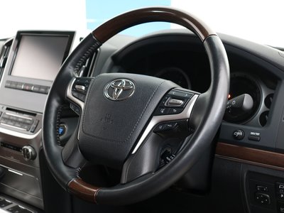 صورة مصغرة 42 لـ 2020 Toyota LAND CRUISER 200