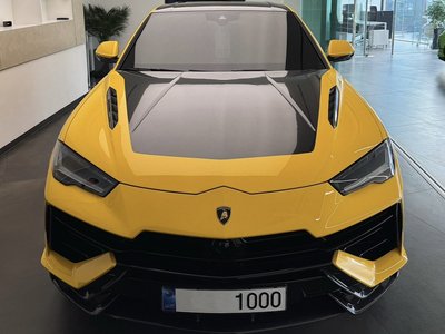 LAMBORGHINI URUS - 2