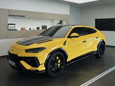 LAMBORGHINI URUS - 1
