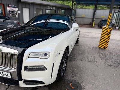 ROLLS-ROYCE GHOST - 7